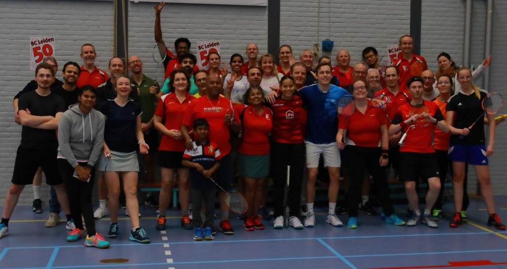 Groepsfoto met de deelnemers van de clinic